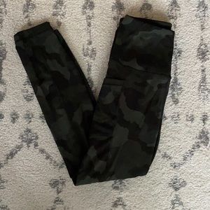 Yogalicious Lux yoga pants